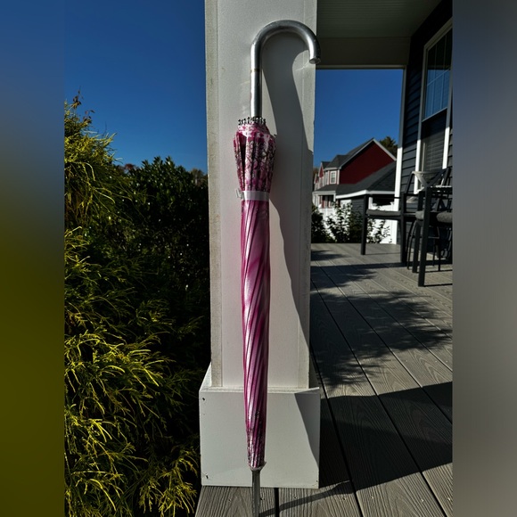 Pink Umbrella - Picture 2 of 7